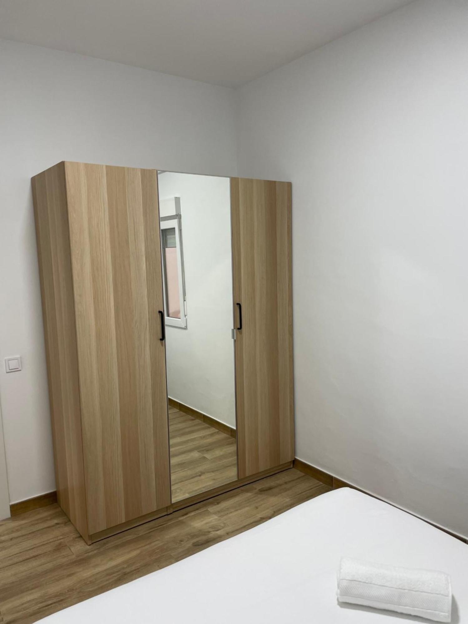 Apartamentos Tarradellas Sants Estacio Barcelona Exteriér fotografie